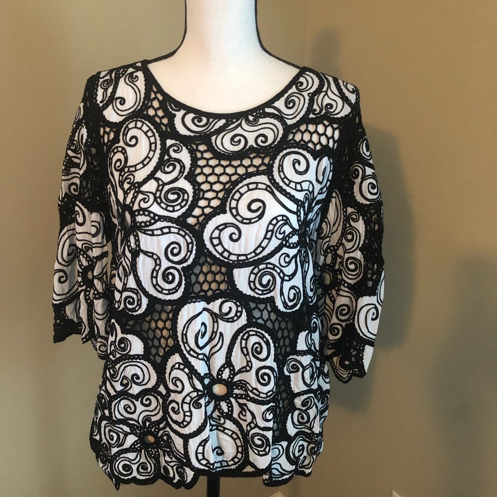 Black and White Lace/Eyelet Top